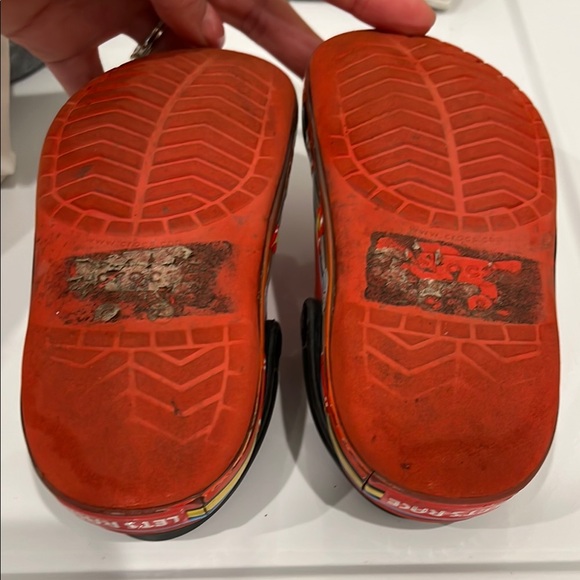 Lightening McQueen Cars Crocs Toddler Size 8 - Picture 5 of 8